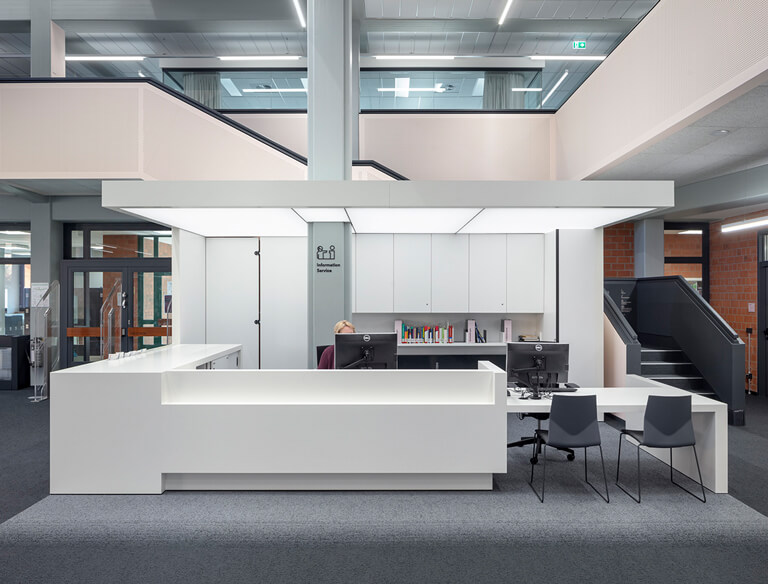 Außenaufnahme Rotkäppchen